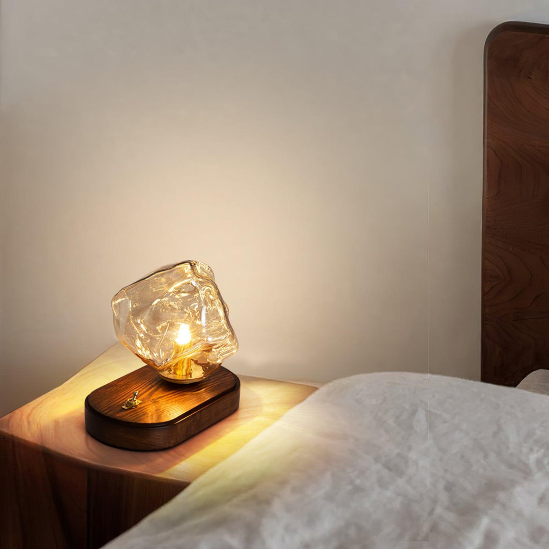 Luvikno | GlowCraft Bordlampe - Elegant trådløs bordlampe med bevegelsessensor