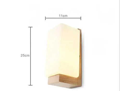 Japansk vegglampe laget av tre for soverom – Minimalistisk lampe med naturlig belysning | Luvikno