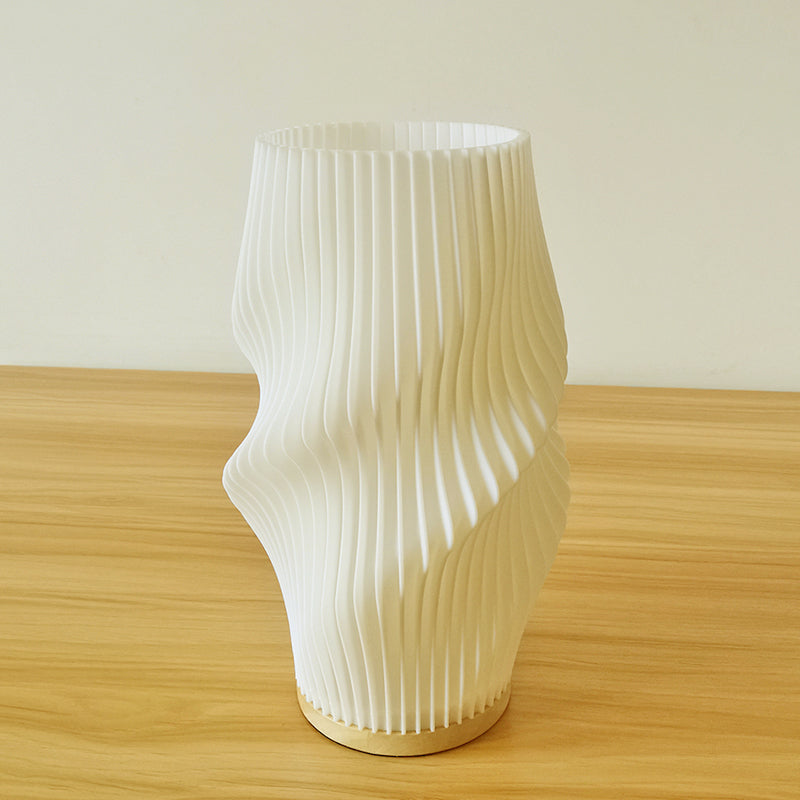 Luvikno | Frenchlight Bordlampe - Elegant Plisserte Bordlampe i Fransk Krem for Atmosfæriske Rom