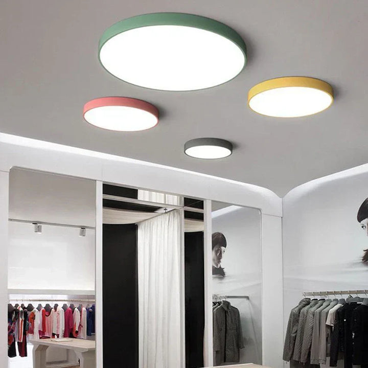 Multifarge LED Taklampe – Modern Fargerik Belysning for Stue og Soverom | Luvikno