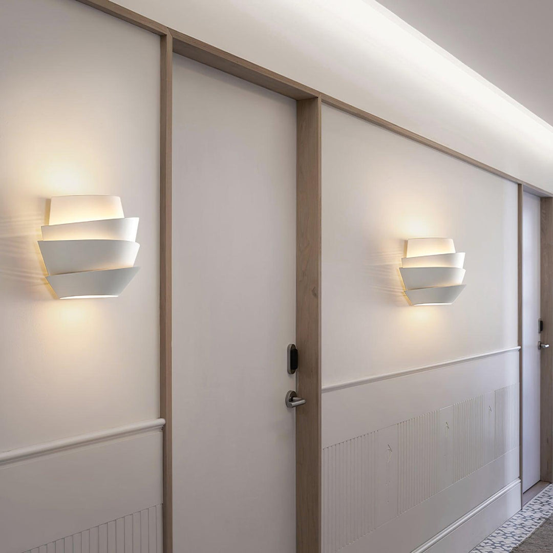 Luvikno | SoleilGlow – Fransk sollysinspirert vegglampe for strålende rom