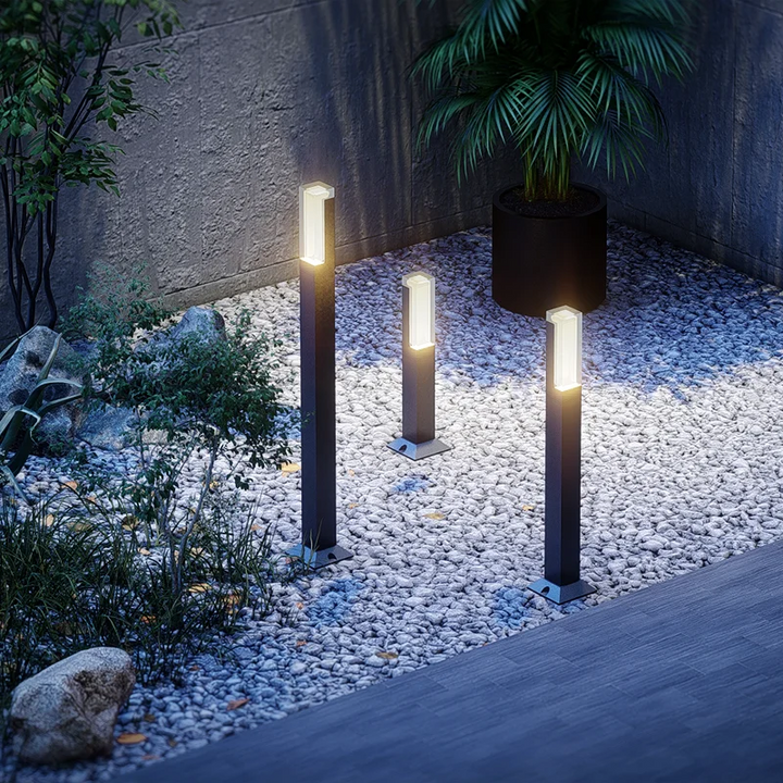 Luvikno | LED Hagebelysning LumiPath | Vanntett IP65 | Aluminiumsramme | 30 cm / 50 cm Høy