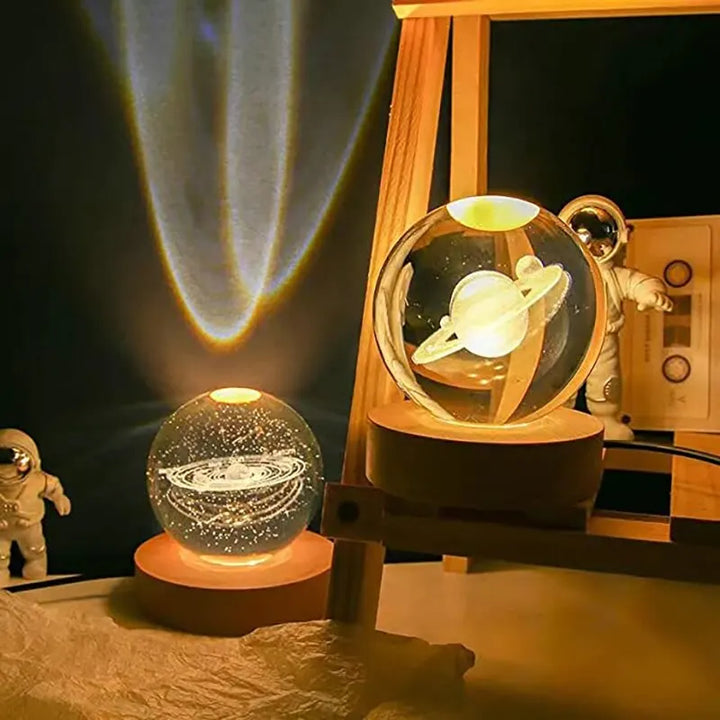 Solar-System Bordlampe – LED Lys med Planetdesign for Oppholdsrom | Luvikno