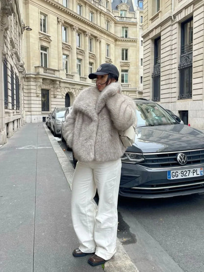 Luvik | Lammasvillasta valmistettu keinoturkki avoin takki