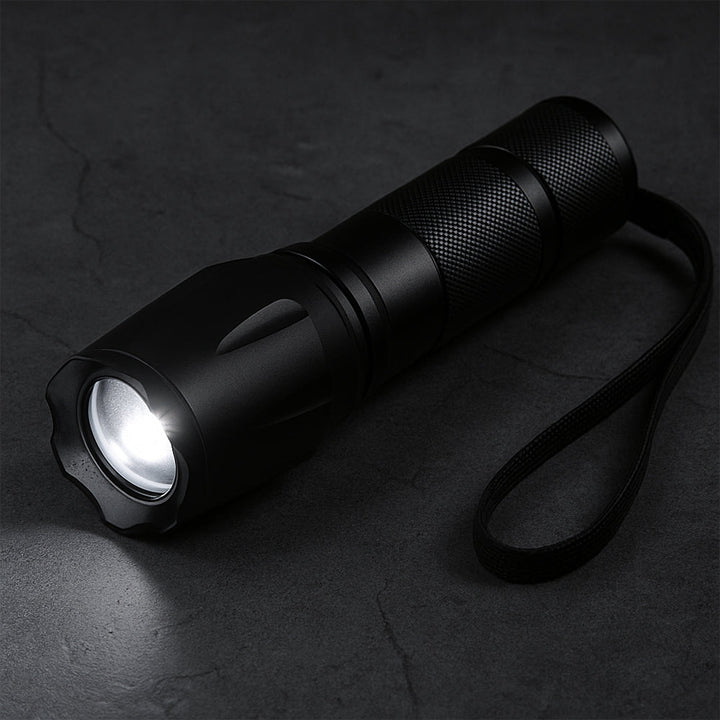 Taclight LED Zoom Fakkel (vanntett og støtsikker) m/5 funksjoner | Luvikno