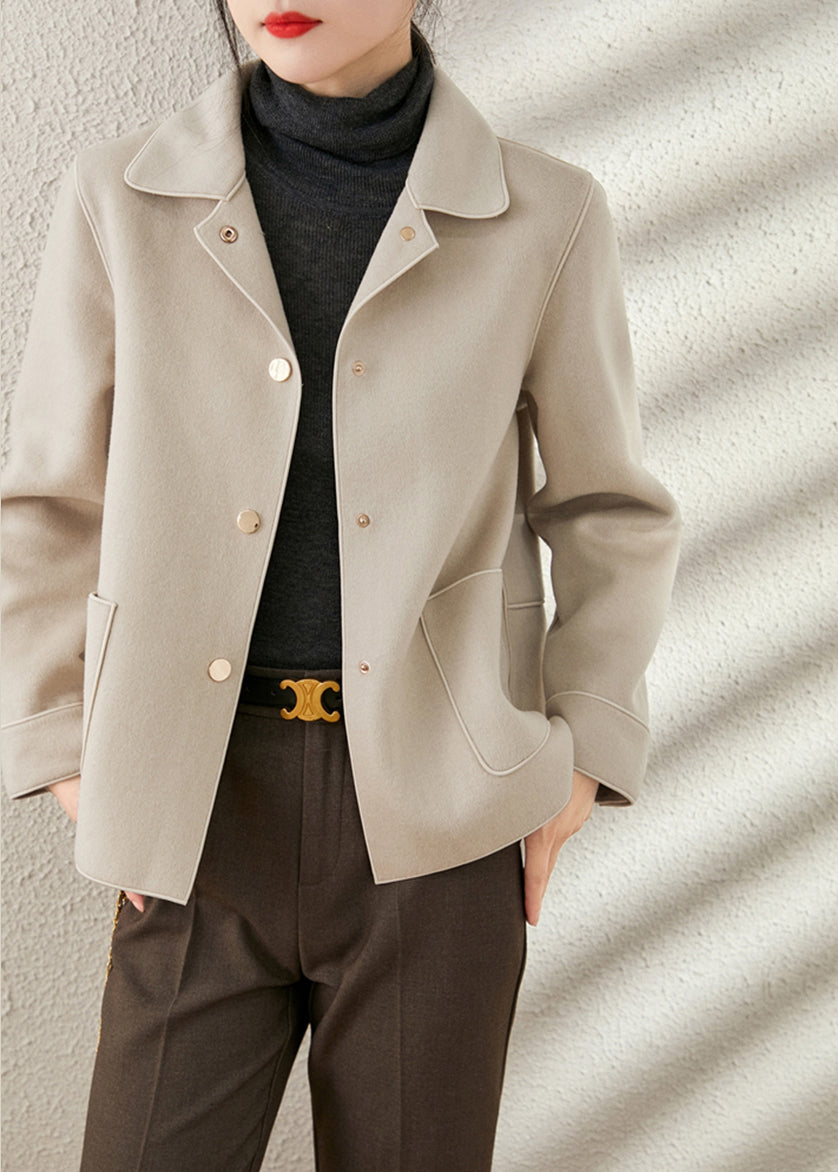 Luvik | Vaaleanbeige Peter-Pan-kaulus Nappikaulus Villatakki Pitkät Hihat