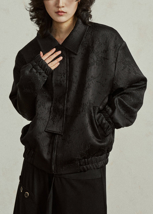 Luvik | Musta Peter Pan -kauluksellinen silkki takki vetoketjulla