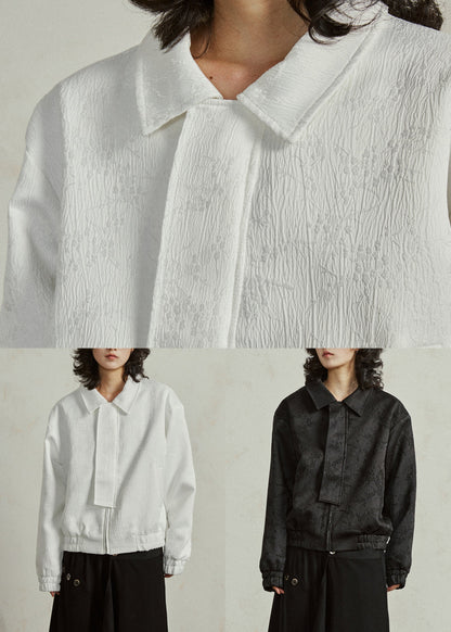 Luvik | Musta Peter Pan -kauluksellinen silkki takki vetoketjulla