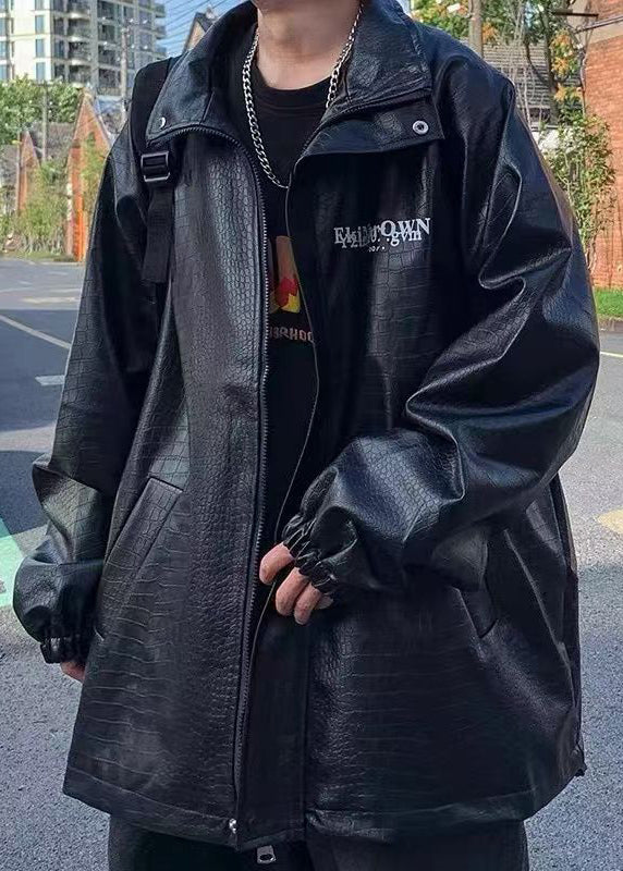 Luvik | Miesten musta tekonahkatakki vetskarilla