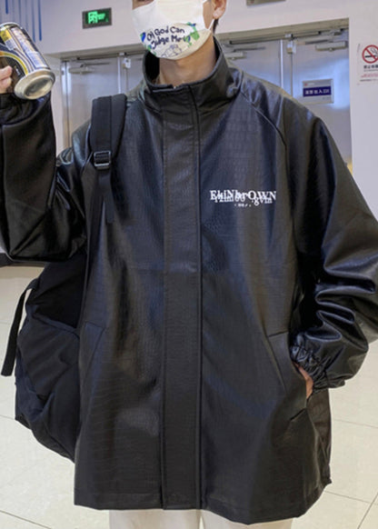 Luvik | Miesten musta tekonahkatakki vetskarilla