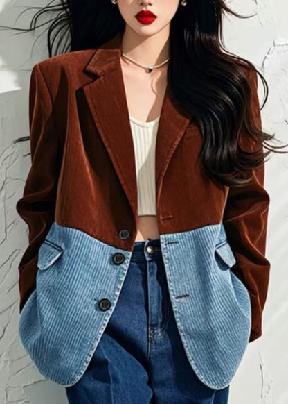 Luvik | Korkeavyöttöinen ruskea ruutukuosisella samettitakki napilla