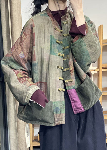 Luvik | Talvitakki itämaan patchwork-veluurista vihreillä napeilla, täytetty hienolla puuvillalla