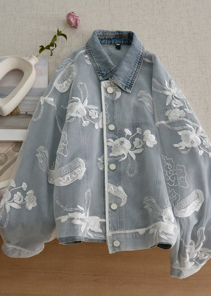 Luvik | Vaaleansininen brodyyri-denim-patchwork-takki