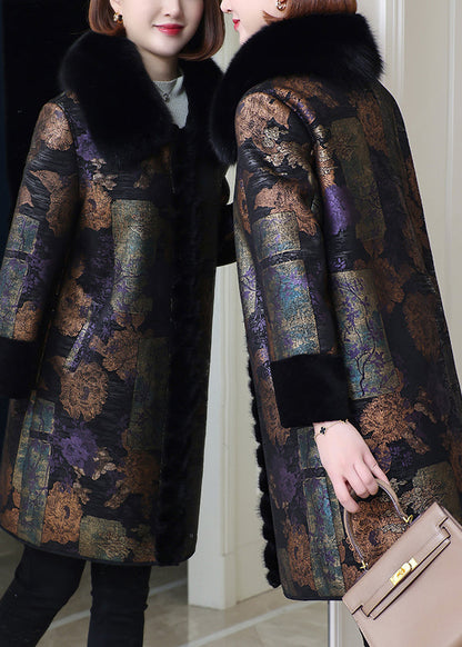 Luvik | Keinoturkista valmistettu lilaväriäinen nahka- ja turkistakki