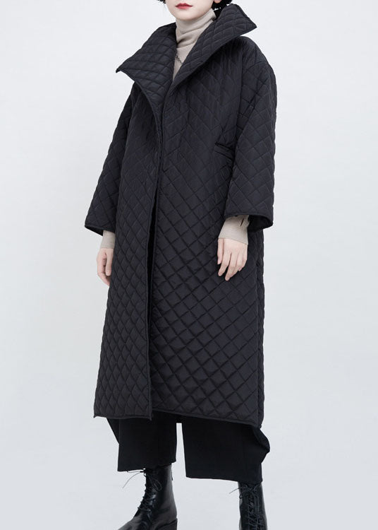 Luvik | Mustat pitkät hihaiset talvimanttelit avokätisillä sivutaskuilla