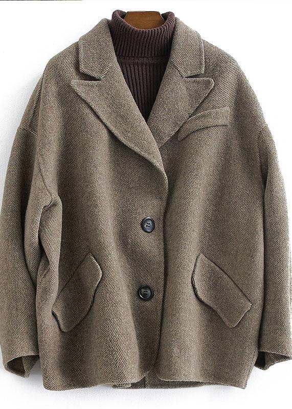 Luvik | Sukladuhkureita naisten suklaanvillasta Suuret koot muoti Takit napilla Takit kääntökaulukolla naisille