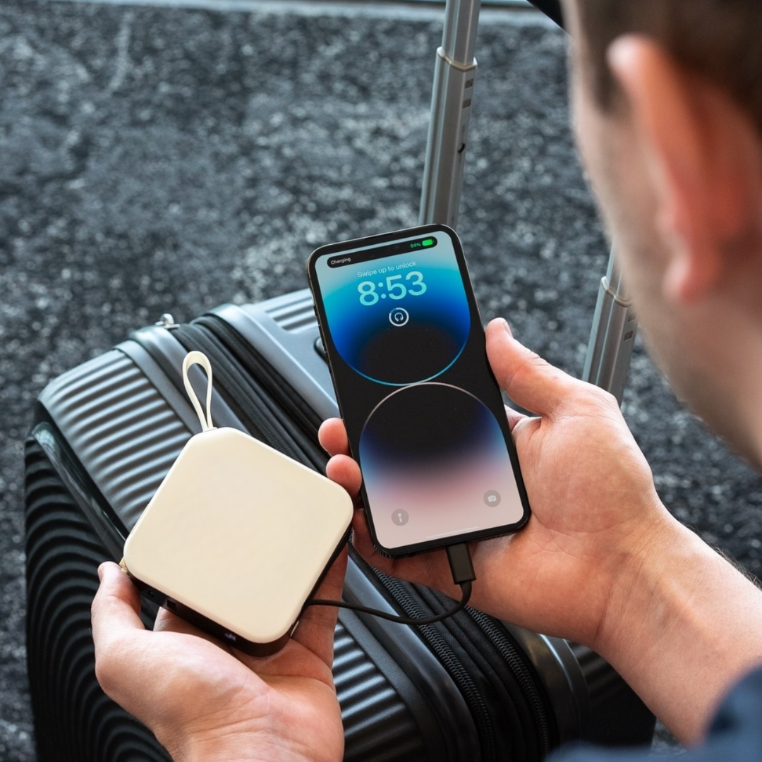 PowerGo Pro – Trådløs Hurtiglading Power Bank | Luvikno