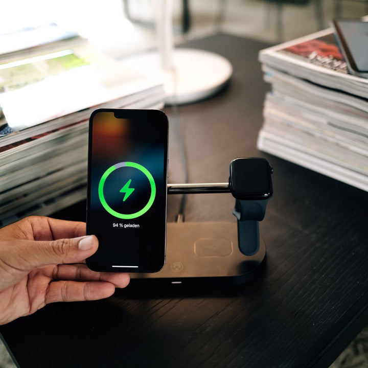 Luvikno | 3-i-1 Trådløs Lader for Smarttelefon, Smartklokke og Ørepropper – Hurtigladestasjon med Moderne Design
