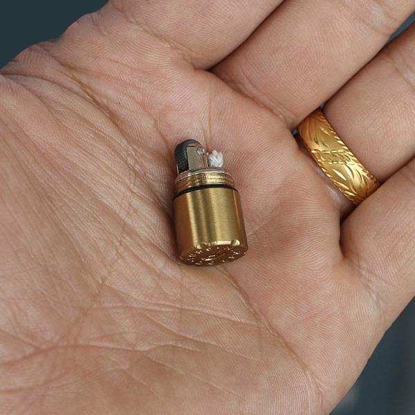 Mini påfyllbar nøkkelringslighter | Luvikno