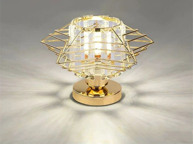 Moderne Krystall Taklampe – Elegant Nordisk Taklampe for Stue og Gang | Luvikno