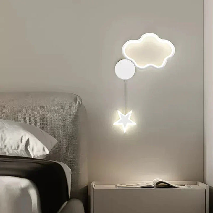 LumiDroom - Magisk Vegglampe med Stjerner og Måne Luvikno