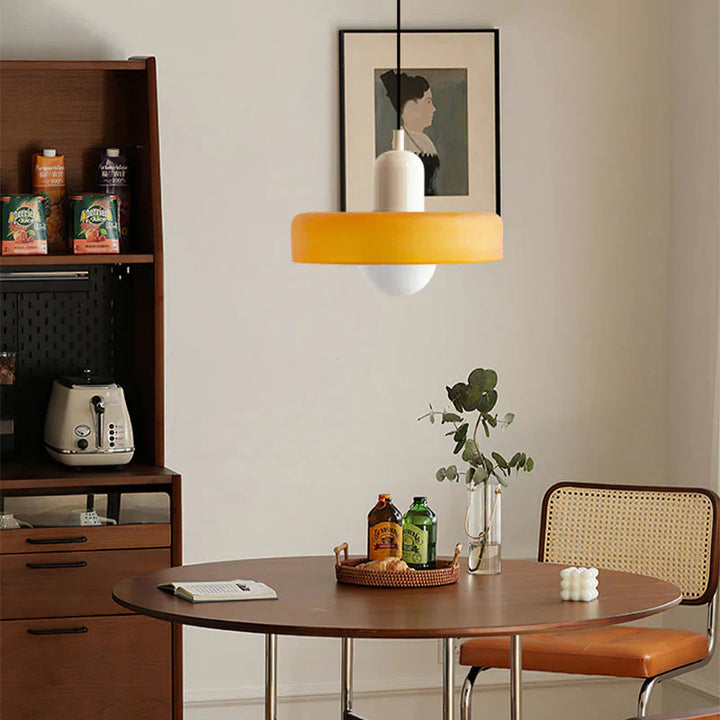 Skandinavisk Pendellampe for Stue og Spisestue – Minimalistisk Design med Justerbar Høyde – Glass | Luvikno