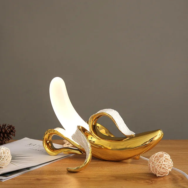 Dekorativ Bananlampe – Moderne Bordlampe for Stilig Interiørdesign | Luvikno