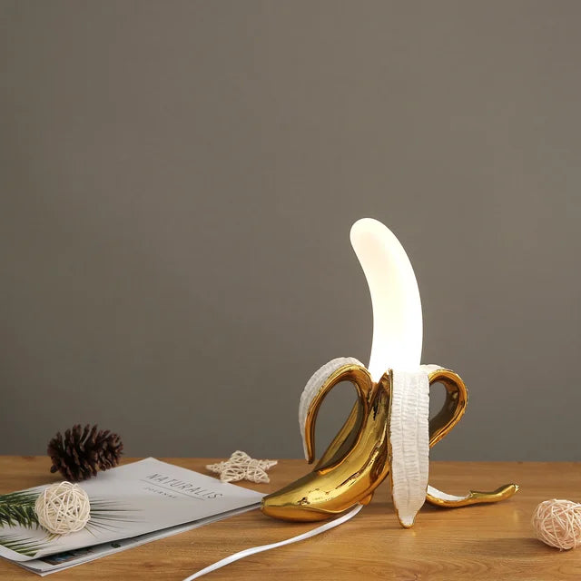 Dekorativ Bananlampe – Moderne Bordlampe for Stilig Interiørdesign | Luvikno