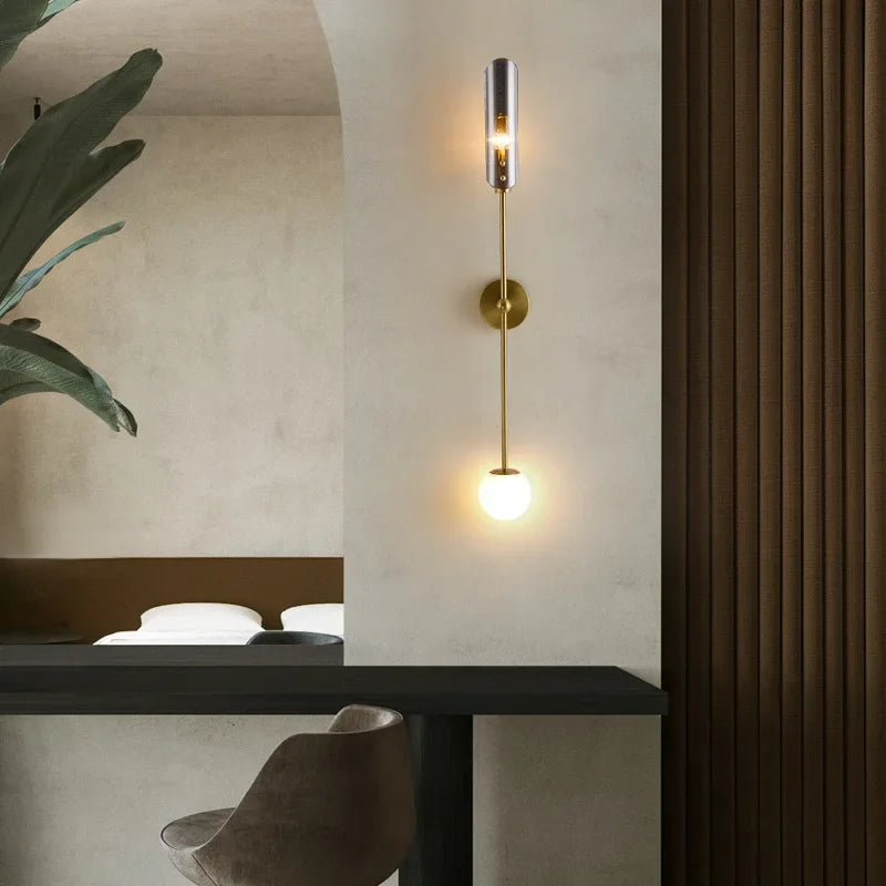 Nordisk LED vegglampe med glass – Elegant vegglampe for stue og soverom | Luvikno