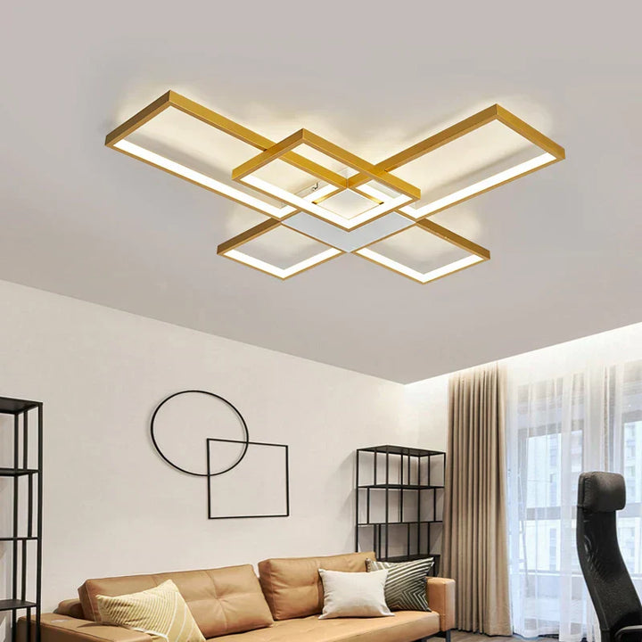 Luvikno | LuxeGlimmer Kronelys - Elegant LED-kronelys for luksuriøse interiører