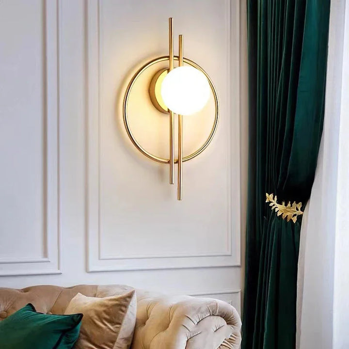 Moderne LED Vegglampe med Sphære Glass - Stilig Vegglampe for soverom & stue | Luvikno