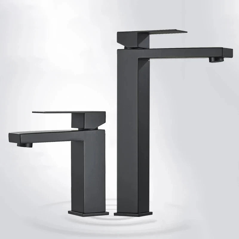 Luvikno | Moderne Svart-Sølv Kran - for Luksus Bathtub Opplevelse