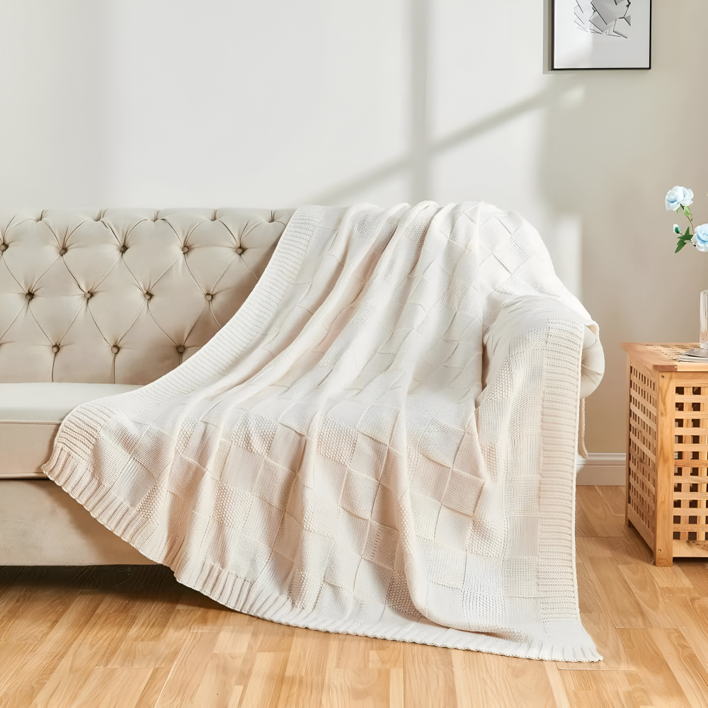 Loomvera Plaid | Strikket Teppe Svart-Hvitt | Myk & Hudvennlig | For Alle Sider Luvikno