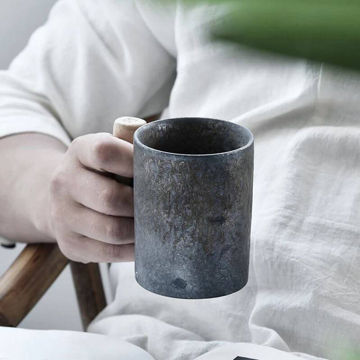 Grov keramikkopp med trehåndtak | Luvikno