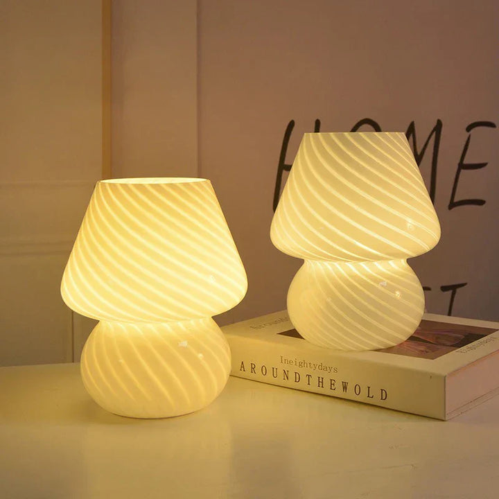 Luvikno | Luksuriøs Murano Glass Bordlampe - Elegant og Unik