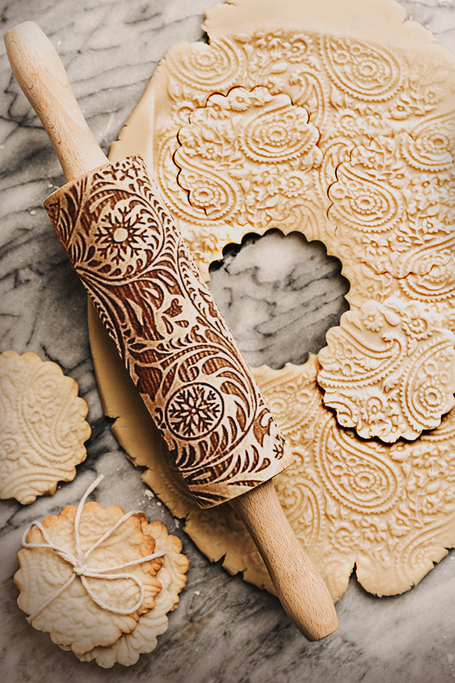 Embossed Holiday Rolling Pins | Luvikno