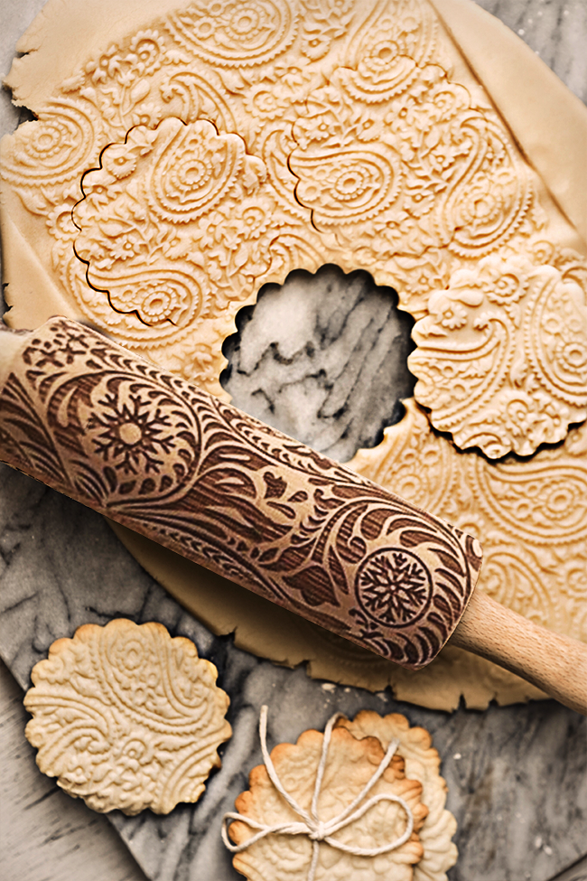 Embossed Holiday Rolling Pins | Luvikno