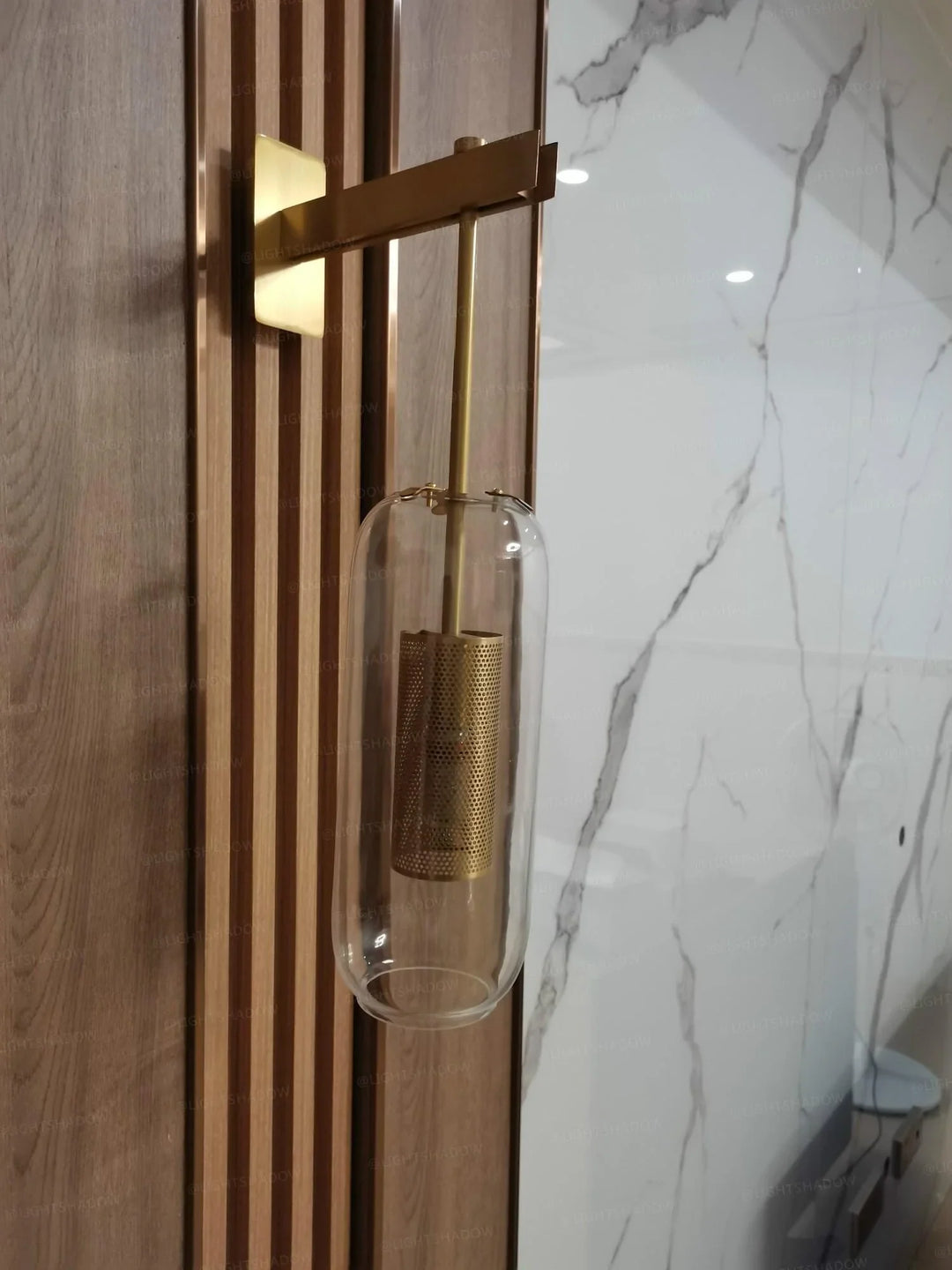 Neith Glass Vegglampe | Luvikno