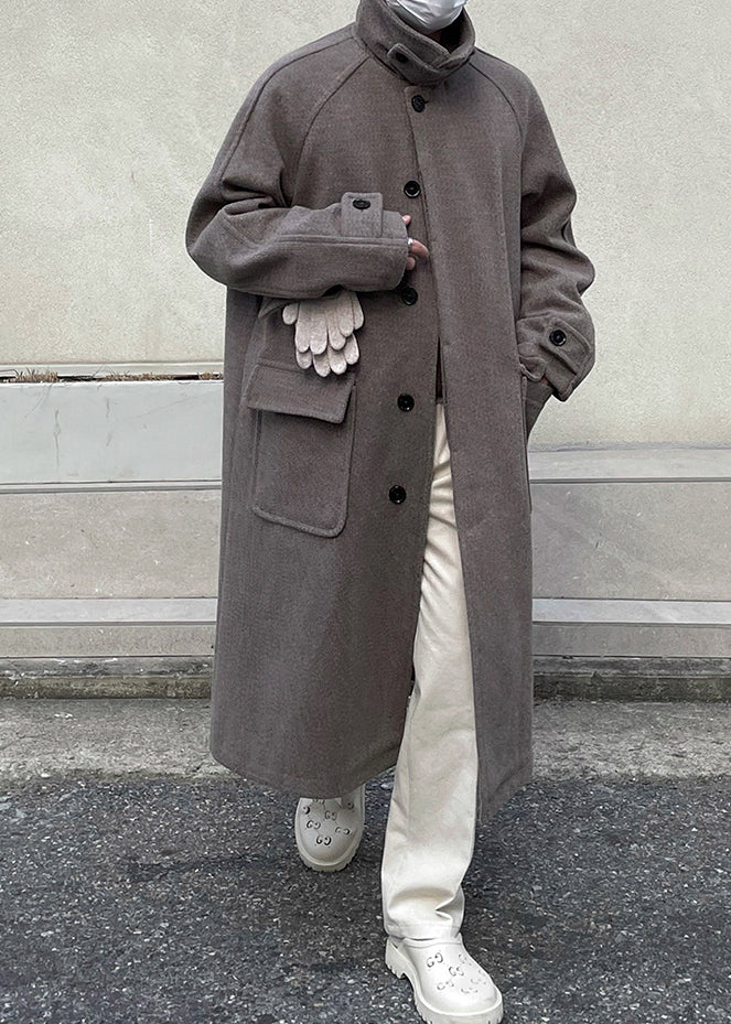 Luvik | Pitkä villakangastakki miehille nappitaskuilla harmaa talvi