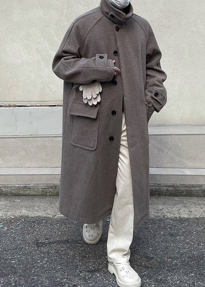 Luvik | Pitkä villakangastakki miehille nappitaskuilla harmaa talvi