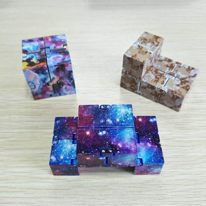 Infinity Cube | Luvikno