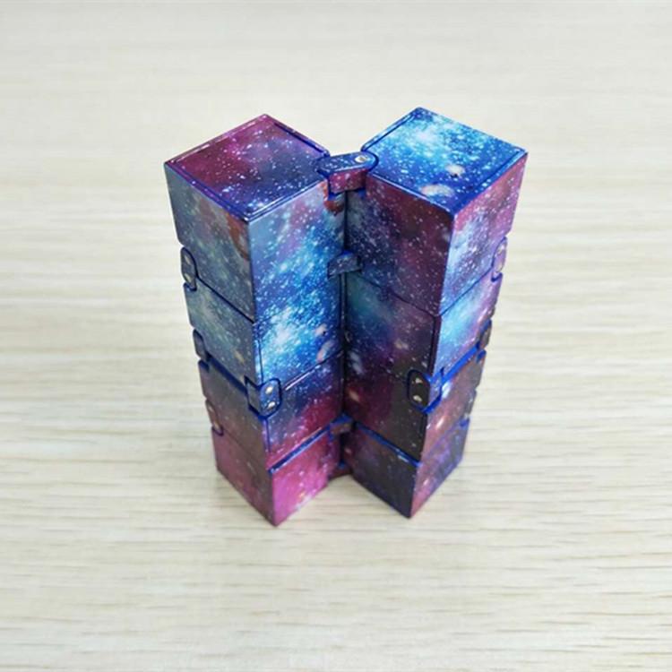 Infinity Cube | Luvikno