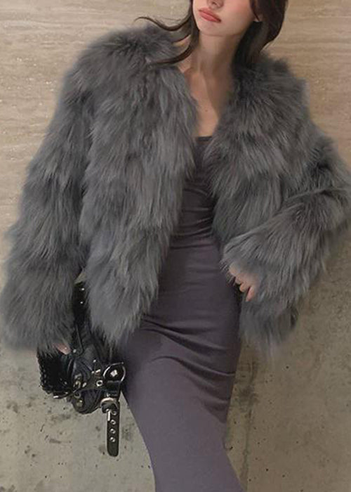 Luvik | Yksiväriset nahka- ja turkishaalarit, joissa on valkoinen pyöreä kaulus