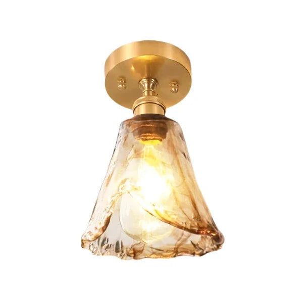 Nordisk taklampe med kreativt glasskopp design – Moderne design for gang og stue | Luvikno