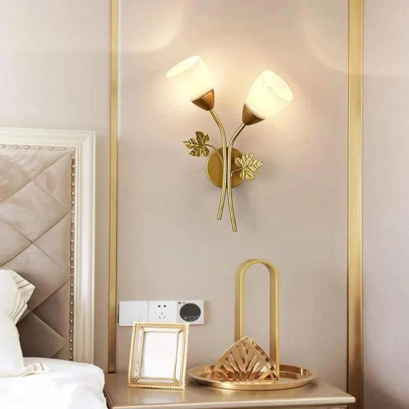 Krav vegglampe i vintage-stil med bladmotiv – LED-lampe for gang og stue | Luvikno