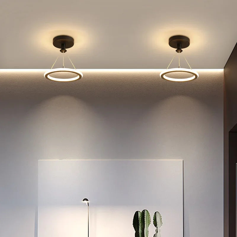 Moderne LED taklampe for gang og entréområde, minimalistisk belysning | Luvikno