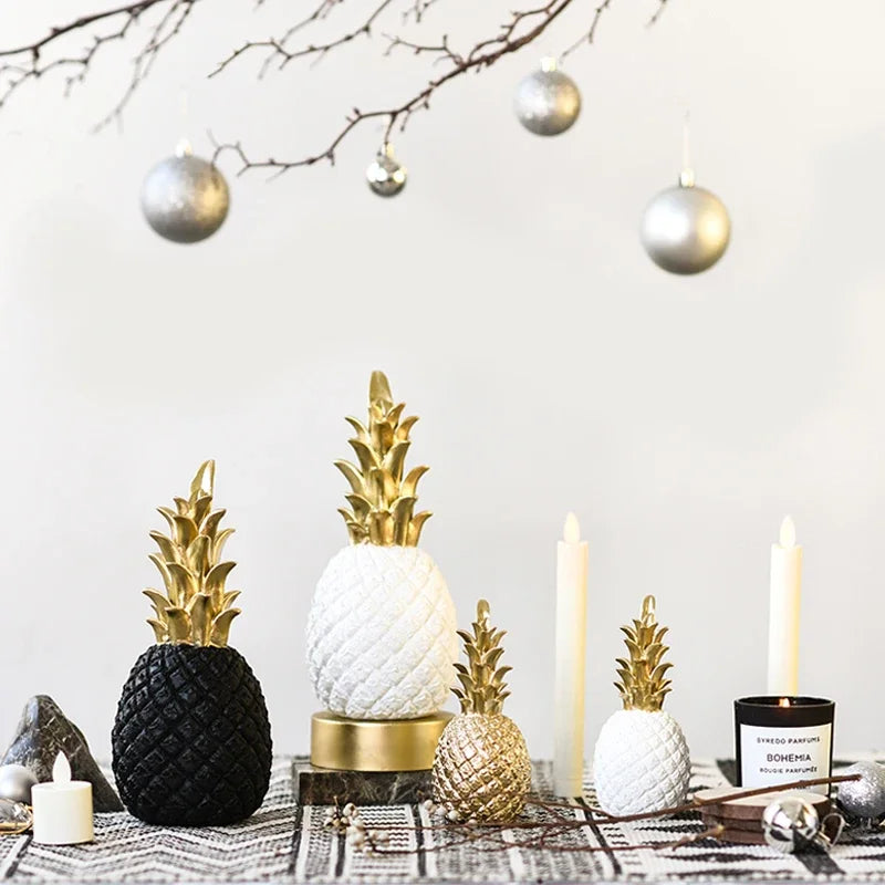 Gylden Ananas Dekorasjon, Eksklusiv Hjem Accent for Moderne Interiørdesign | Luvikno