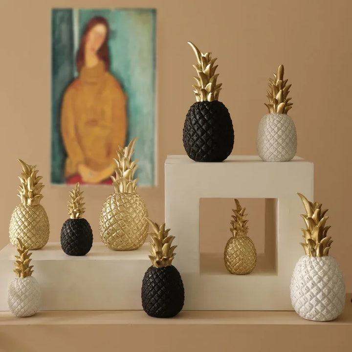 Gylden Ananas Dekorasjon, Eksklusiv Hjem Accent for Moderne Interiørdesign | Luvikno