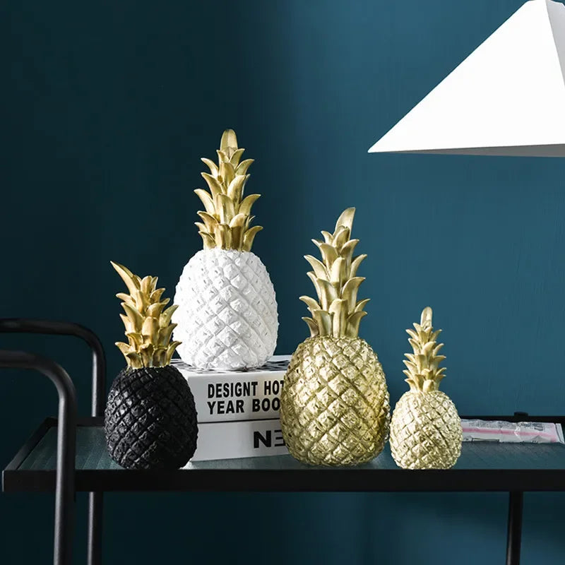 Gylden Ananas Dekorasjon, Eksklusiv Hjem Accent for Moderne Interiørdesign | Luvikno