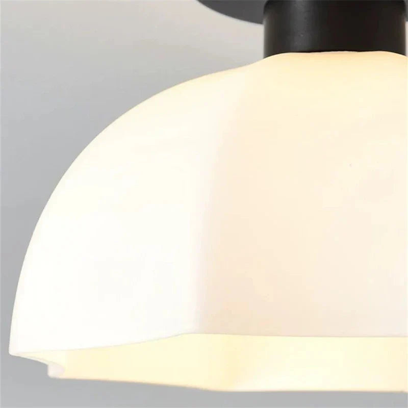 Luvikno | GleamSphere - Elegante lysekroner laget av keramikk og glass